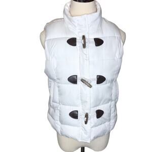 Arizona Jeans Co. Size Medium White Quilted Puffer Vest Zip and Toggle